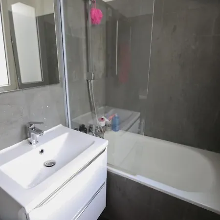 Charming Apartment In The Heart Of Montmartre! * Parigi