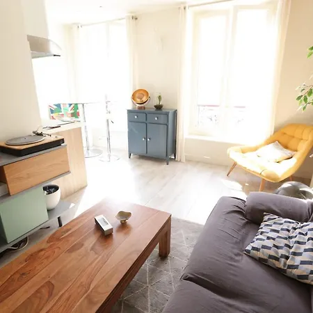 Charming Apartment In The Heart Of Montmartre! Appartamento Parigi